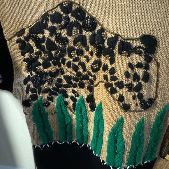 Victoria Jones VTG Jungle African Safari Animal Beaded Embroidered Sweater LG - Picture 3 of 15
